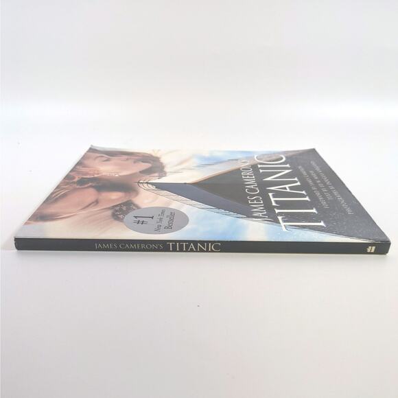 James Cameron's Titanic by E Marsh 1997 RMS Titanic Collectible Movie Photo Book - Picture 3 of 6